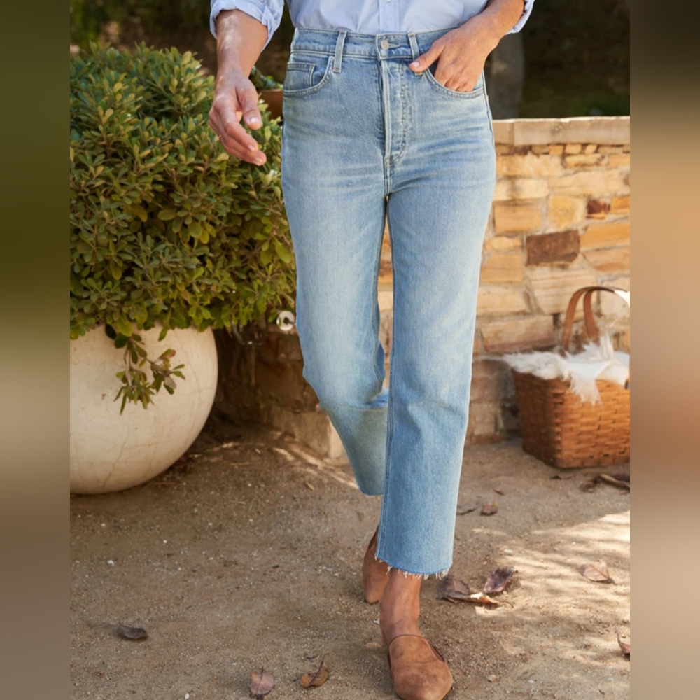 Frank & Eileen Light Wash Cropped Straight Jeans